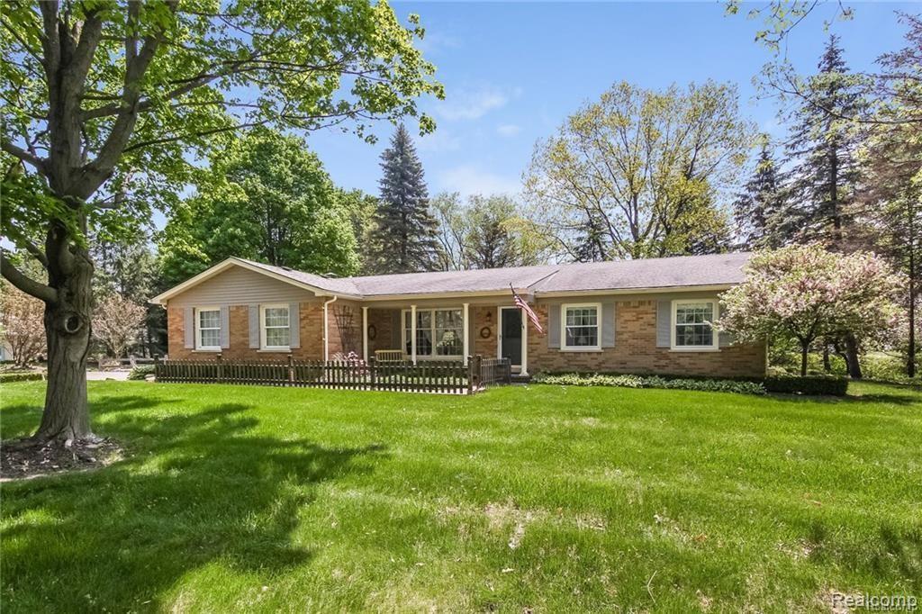 45333 Galway Drive - Photo 1
