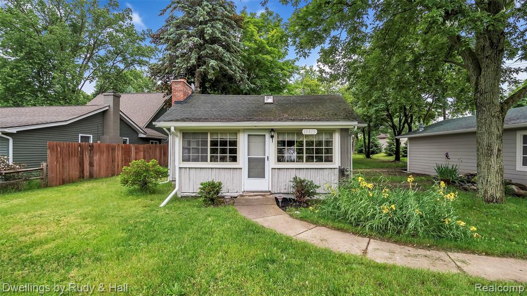 10815 Bob White Beach Blvd - Photo 1