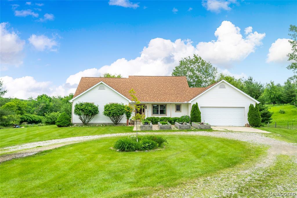 3815 Rochester Road - Photo 1