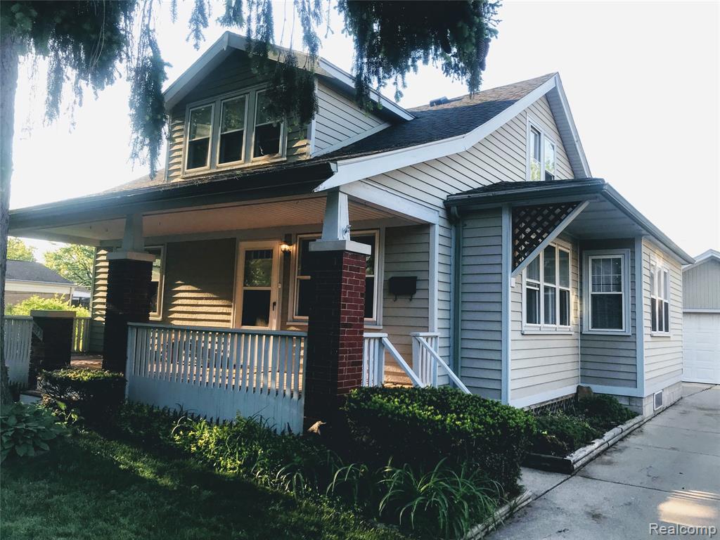 21931 Ridgeway Street - Photo 1
