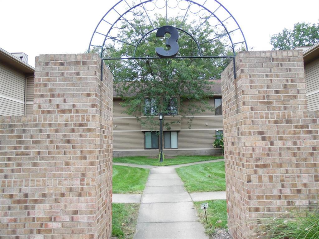 250 Briarcrest Drive - Photo 1