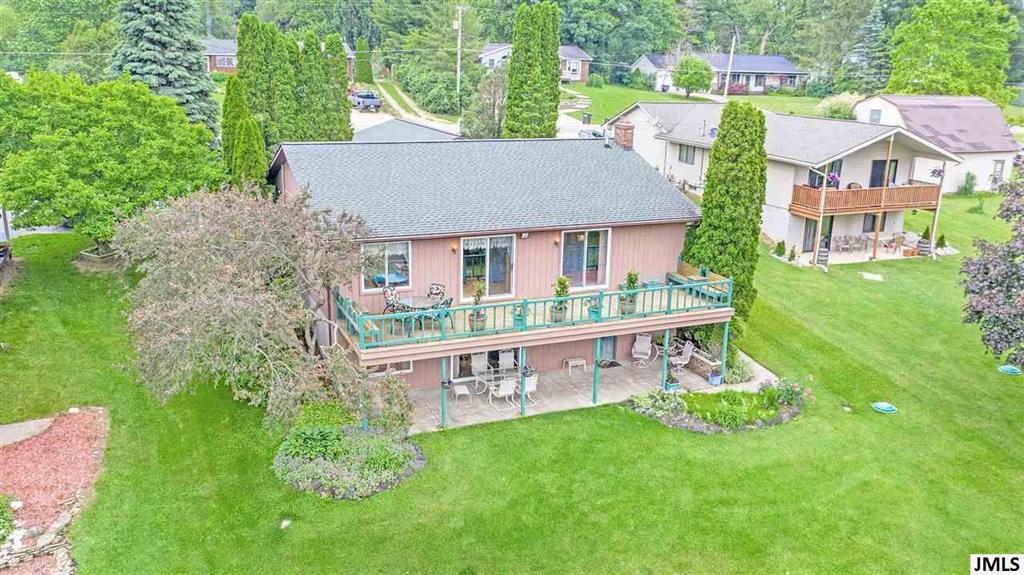 496 Skyline Dr - Photo 1