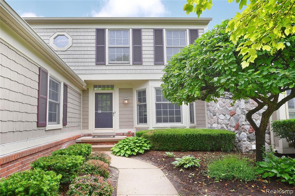879 Tartan Trail - Photo 1