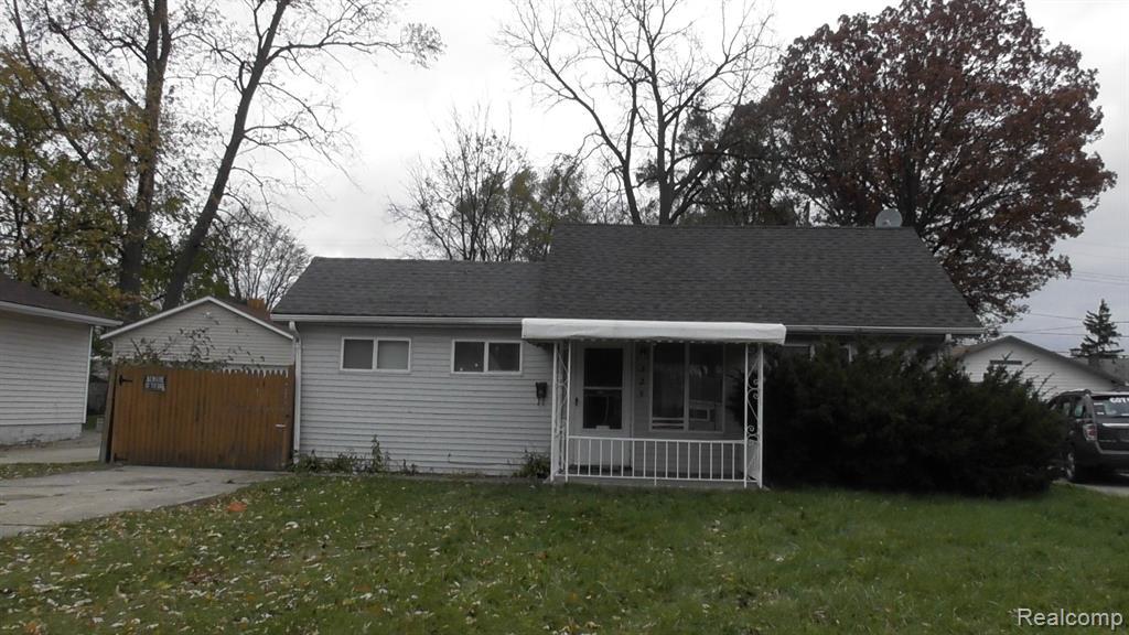 325 3RD Avenue - Photo 1