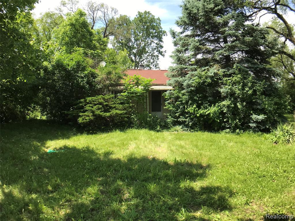 28860 Allen Road - Photo 1
