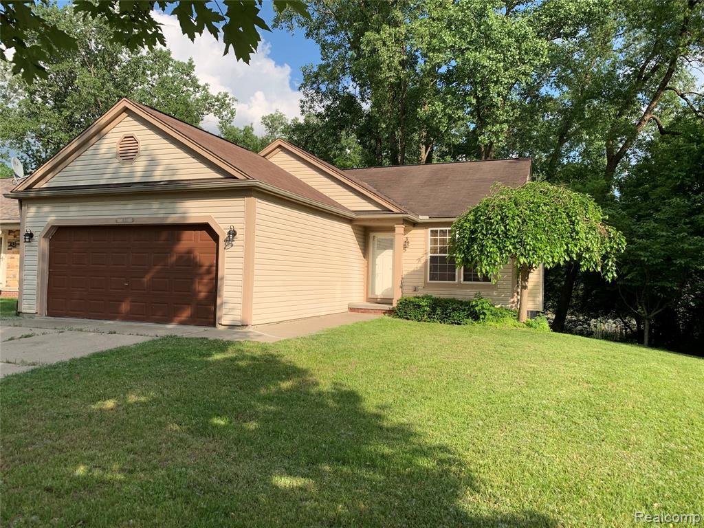 1610 Marshbank Drive - Photo 1