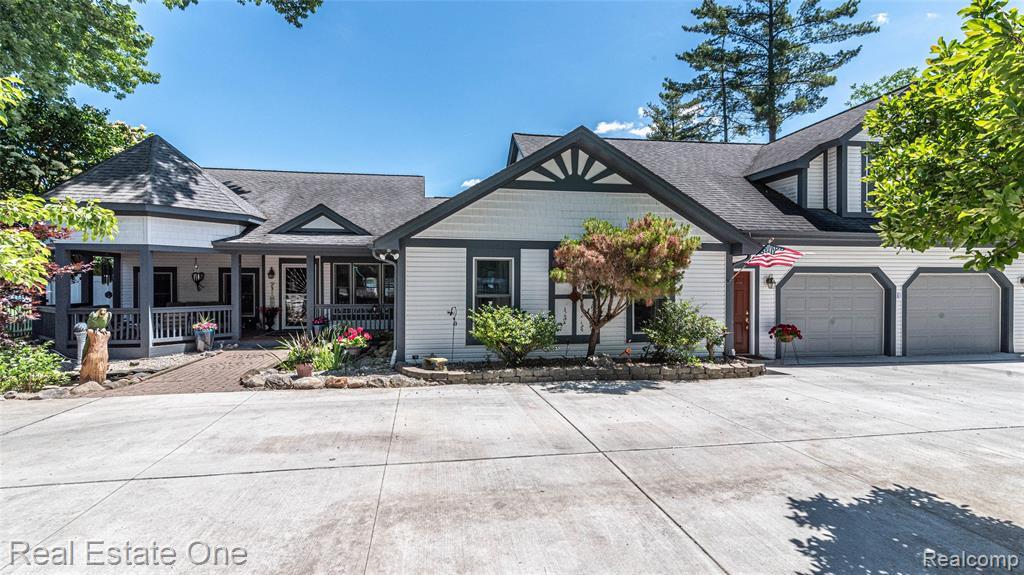 4118 Rich Drive - Photo 1