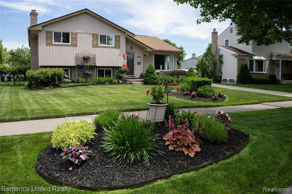 2109 Cavalier Drive - Photo 1
