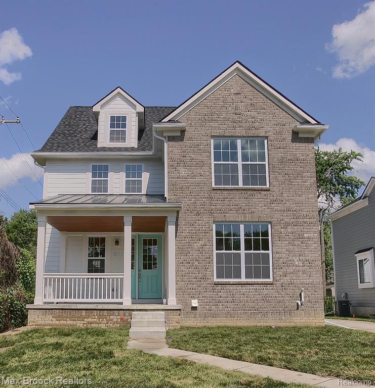 302 Dorchester Avenue - Photo 1