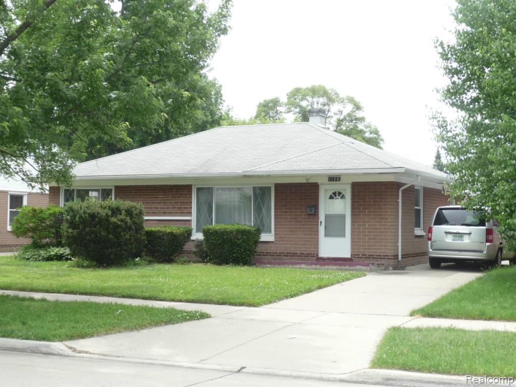 1198 Hudson Avenue - Photo 1