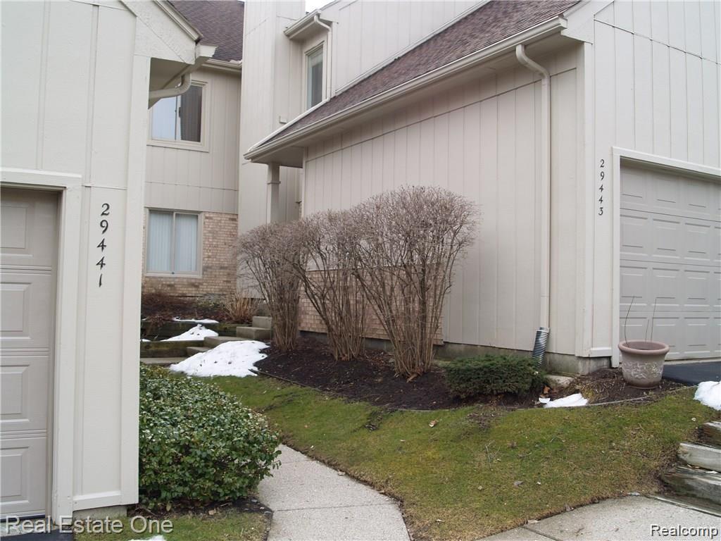 29443 Laurel Drive - Photo 1