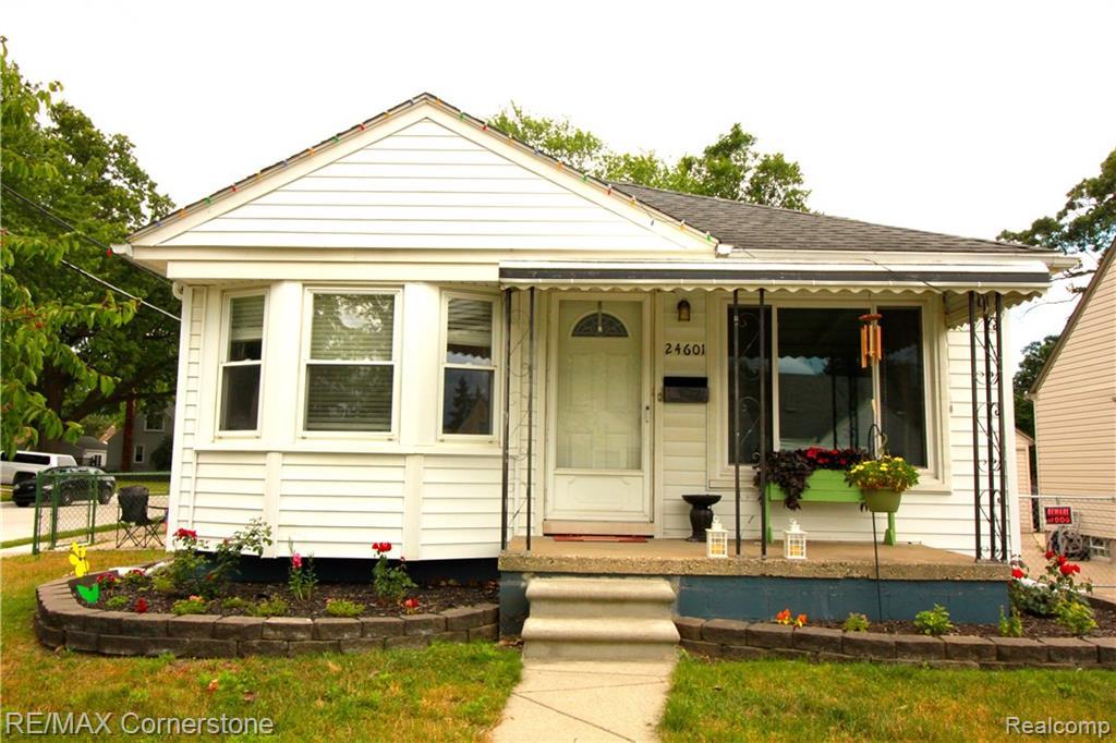 24601 Cherry Street - Photo 1