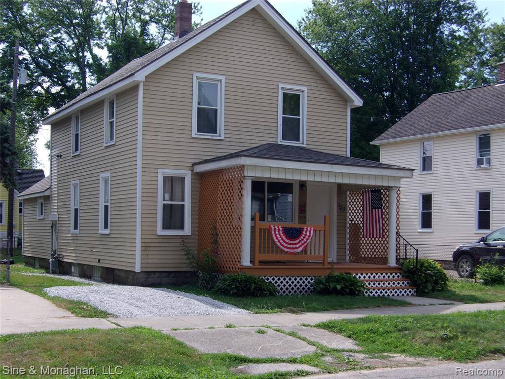 323 William Street - Photo 1