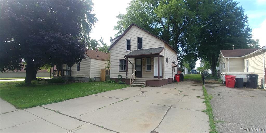 19148 Minnesota Street - Photo 1