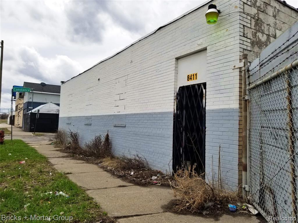 8411 Southfield Freeway - Photo 1