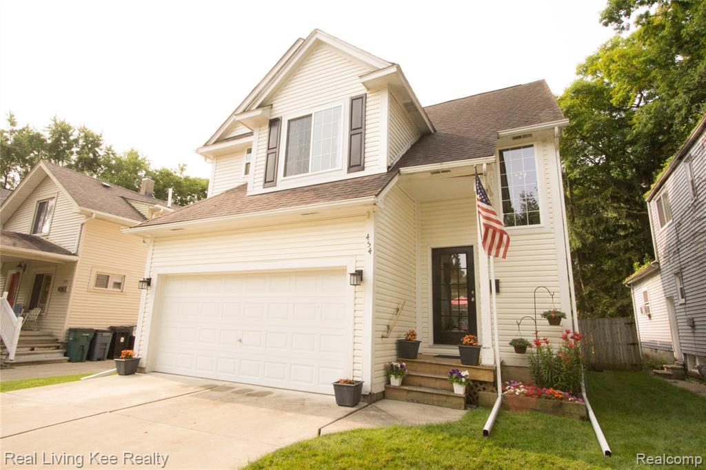 454 Cambourne St - Photo 1