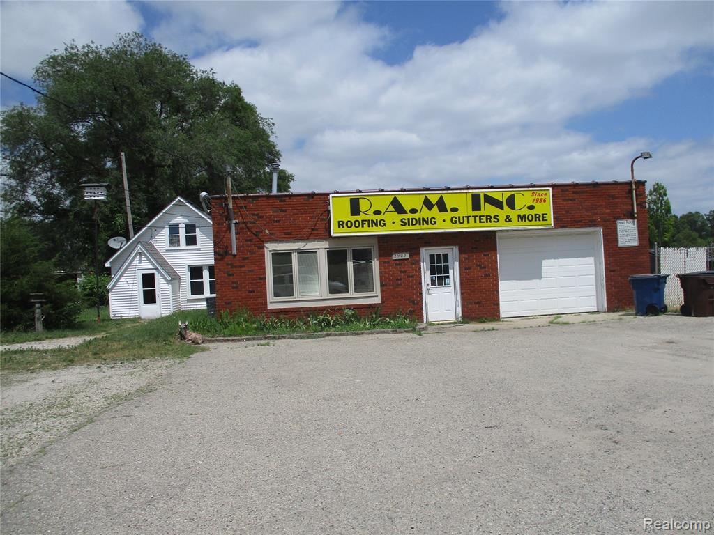 5905 Auburn Road - Photo 1