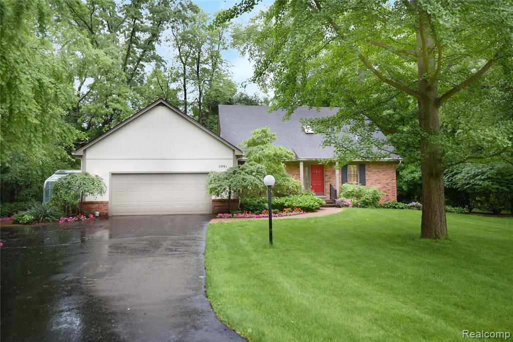 5991 Blandford Circle - Photo 1