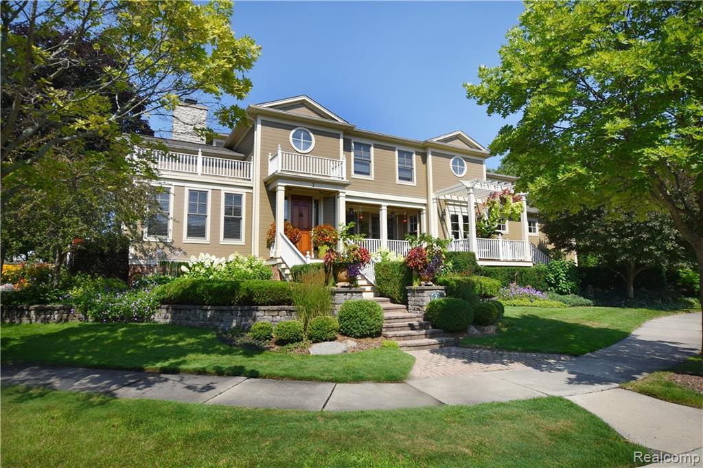 2 Riverbank Drive - Photo 1