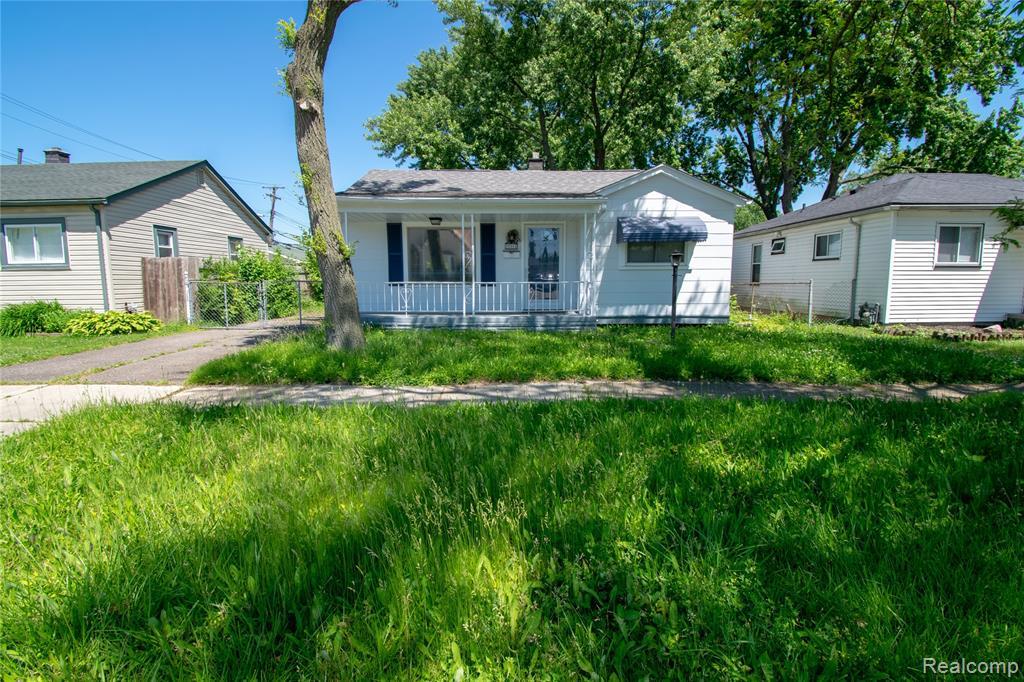 15051 Bailey Street - Photo 1