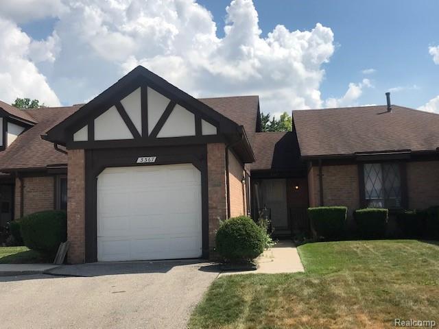 3367 Heritage Parkway - Photo 1