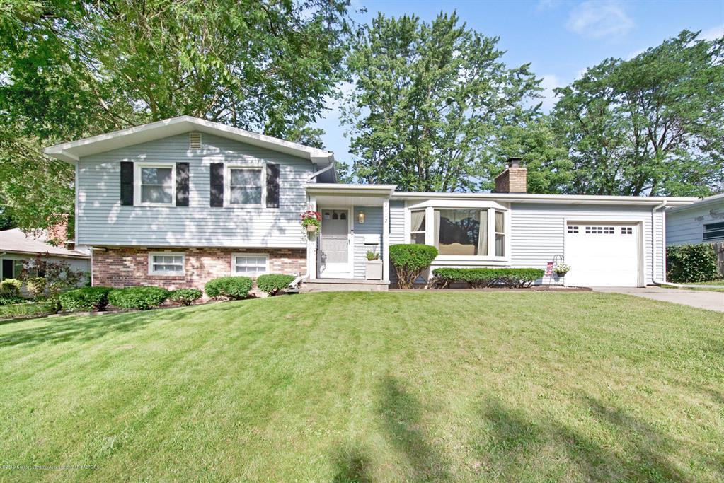 2112 Wellesley Drive - Photo 1