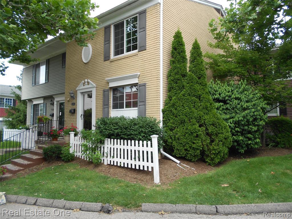 32314 12 MILE Road - Photo 1