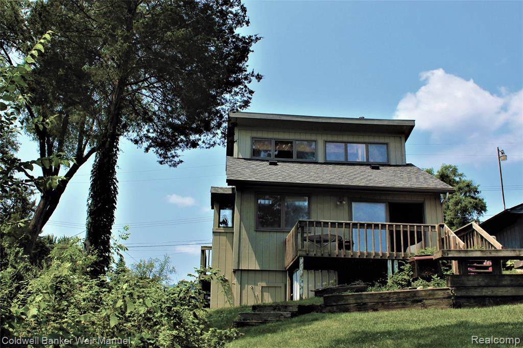 9057 Riverside Drive - Photo 1