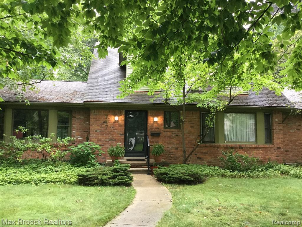 707 Westwood Drive - Photo 1