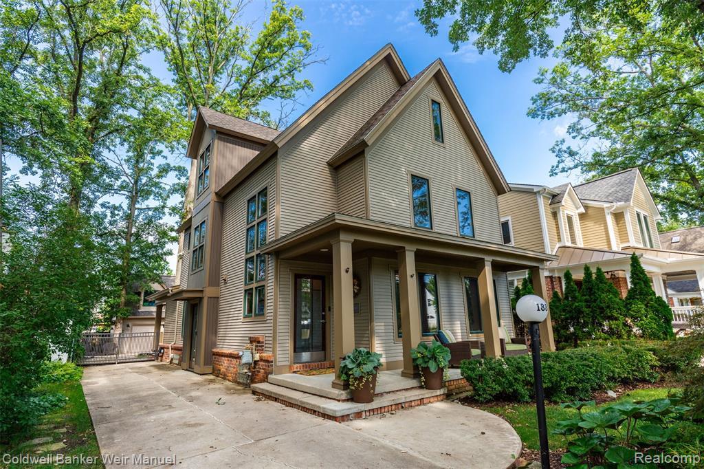 1888 Bates Street - Photo 1
