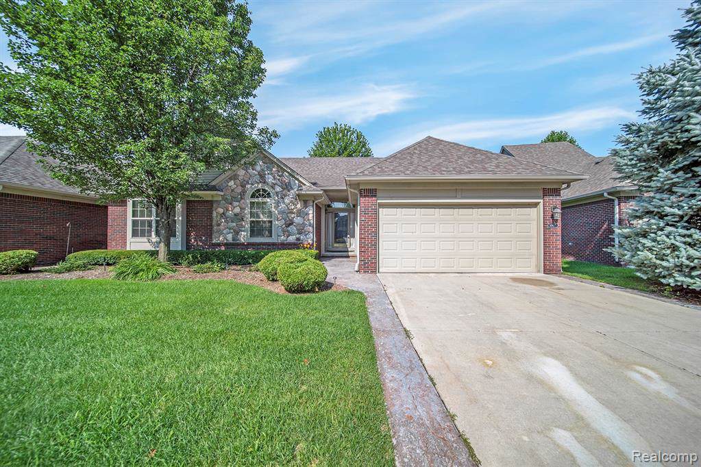 50071 Lexington Avenue - Photo 1