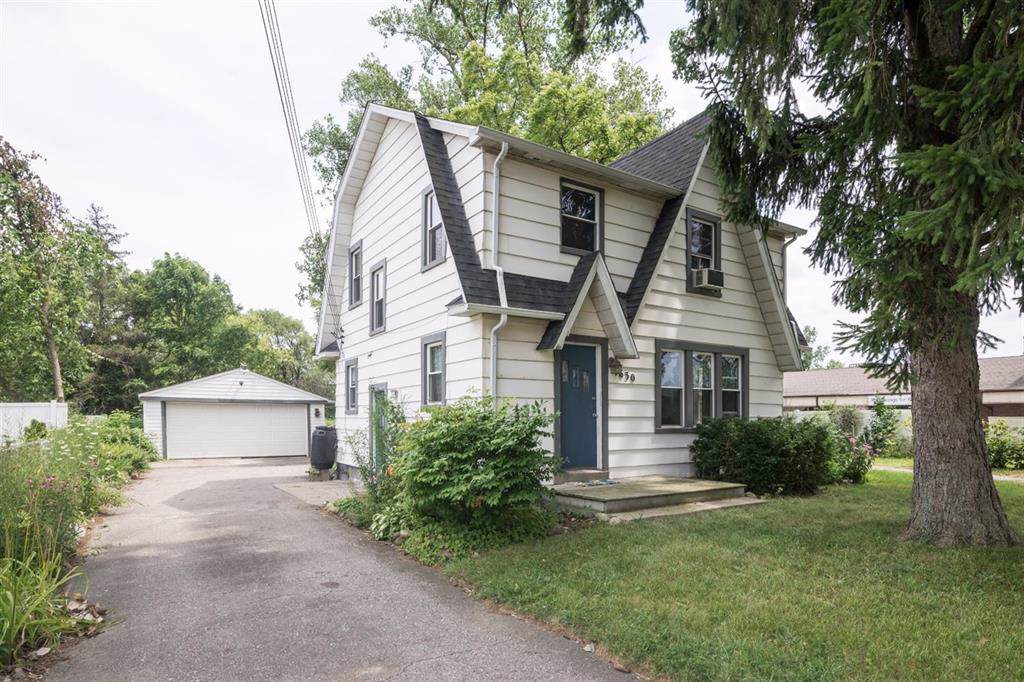 1630 Maple Road - Photo 1