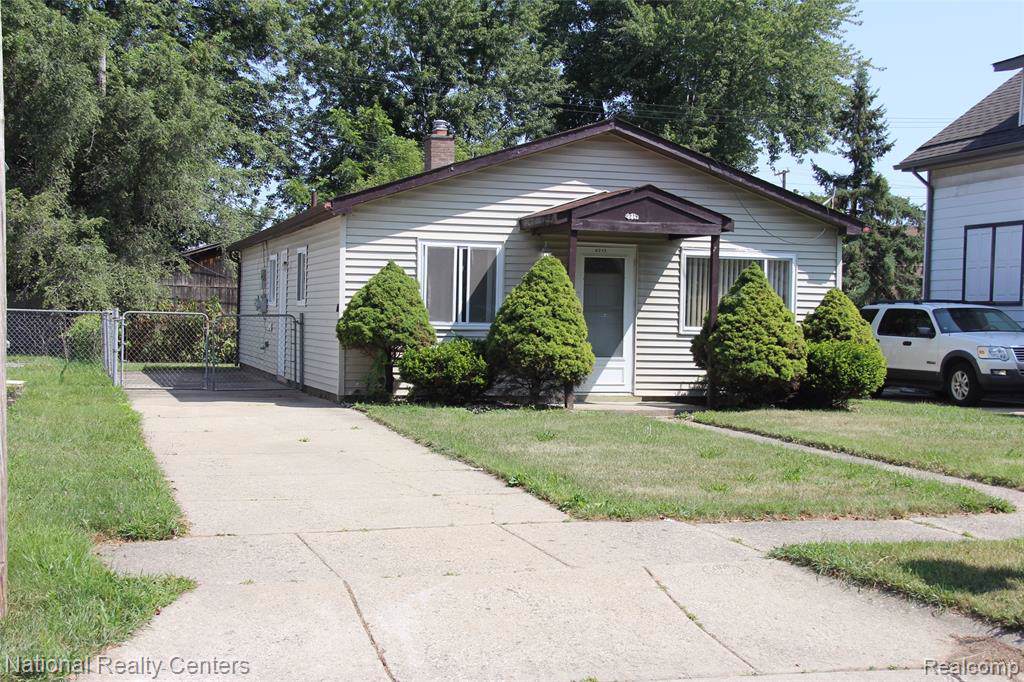 6217 Peck Avenue - Photo 1