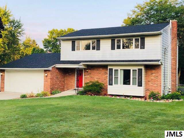 2470 Glenngarry - Photo 1