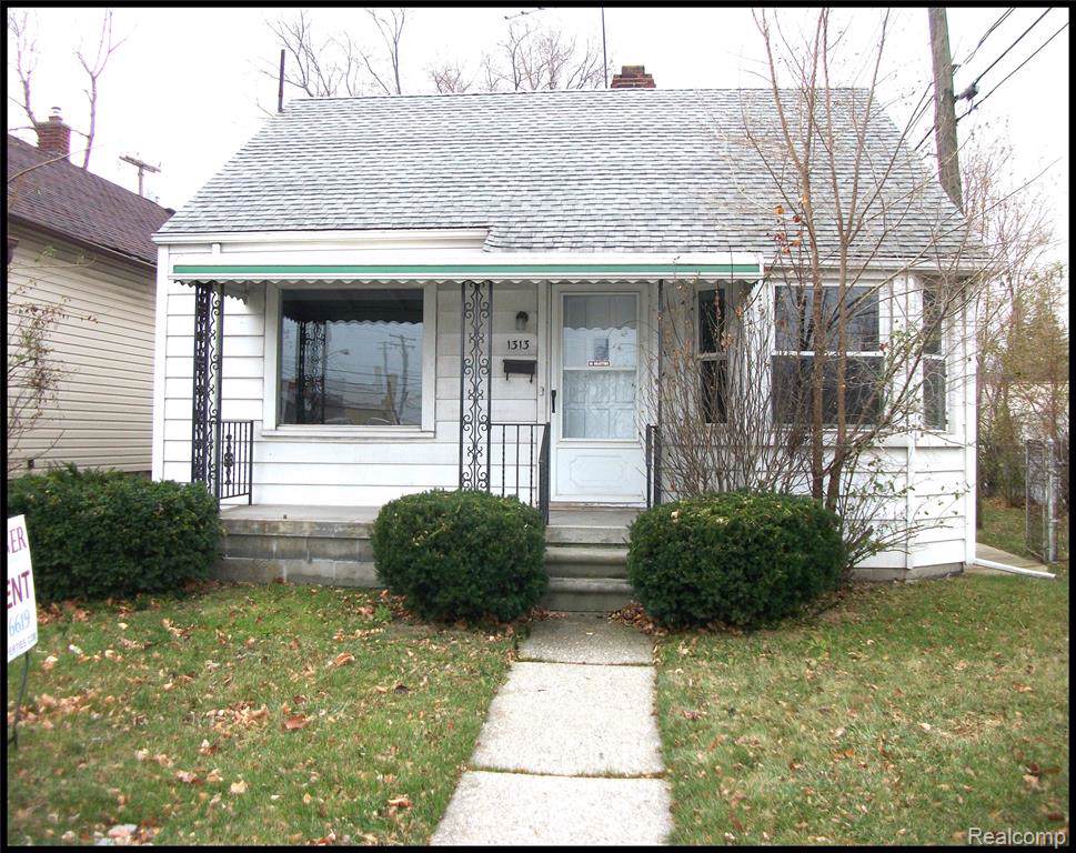1313 White Avenue - Photo 1