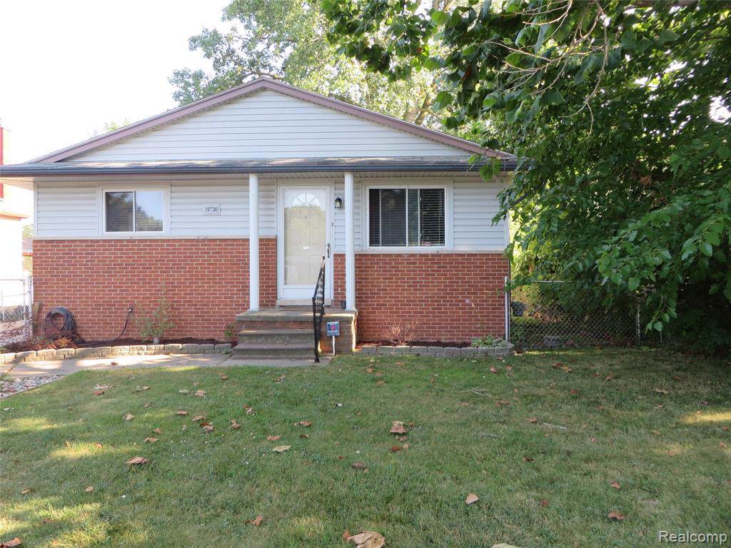 19730 Broadacres Street - Photo 1