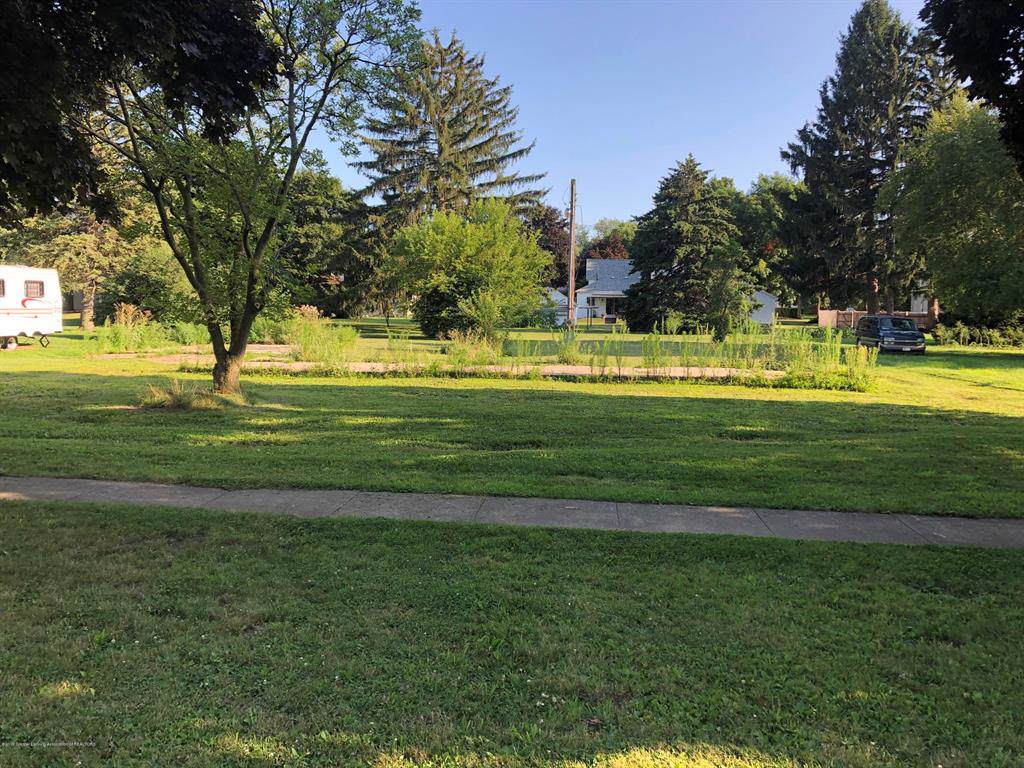 216 Elm Street - Photo 1