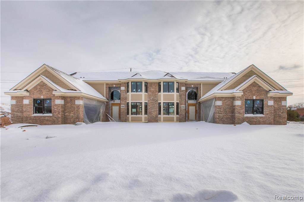 20266 Beacon Way - Photo 1