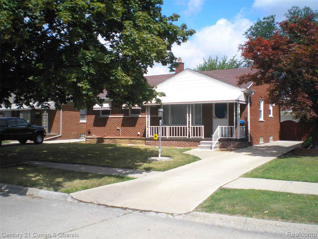 17350 Leslie Avenue - Photo 1