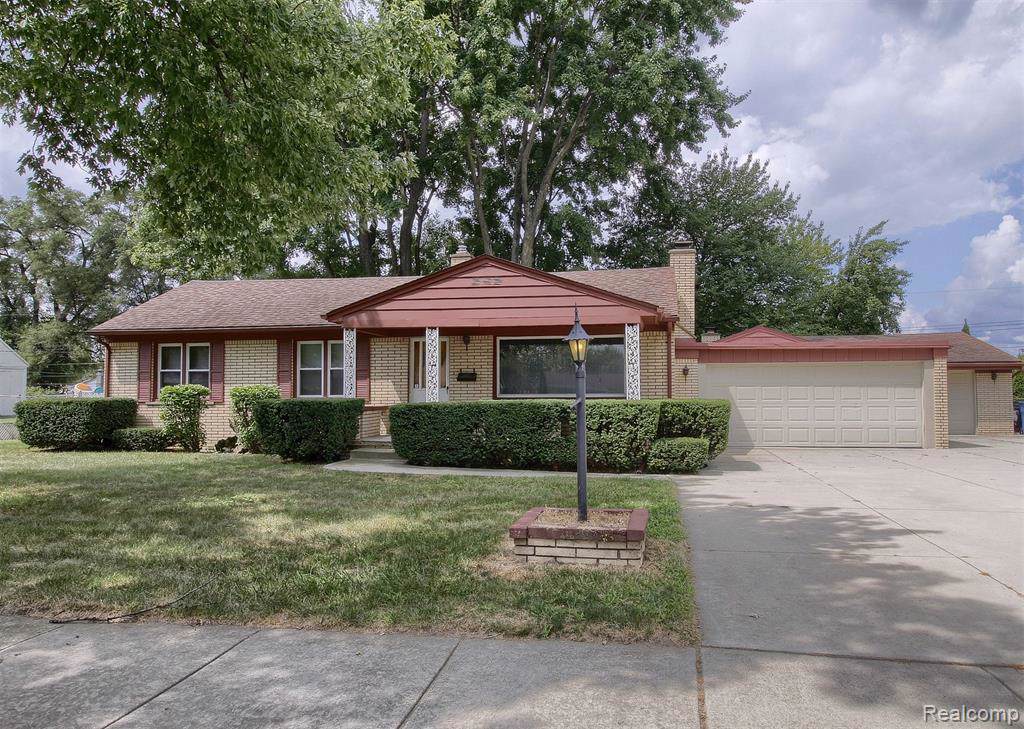 26669 Crystal Avenue - Photo 1