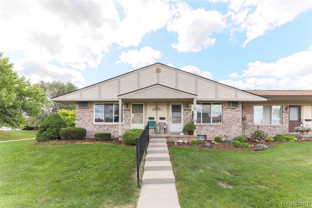 25211 Potomac Drive - Photo 1