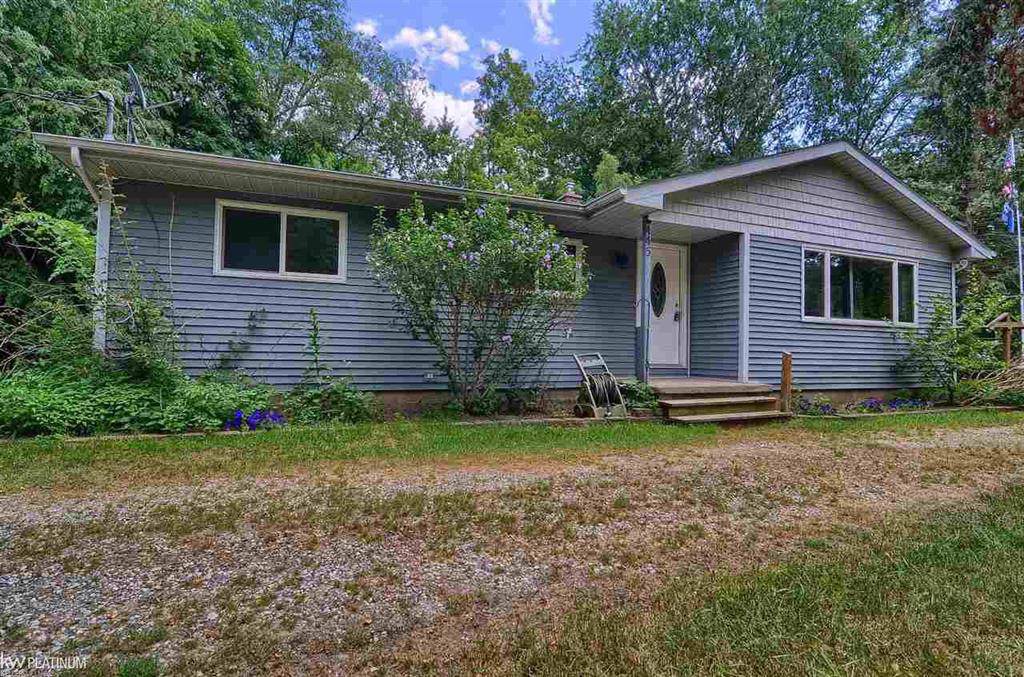 445 Kennard St - Photo 1