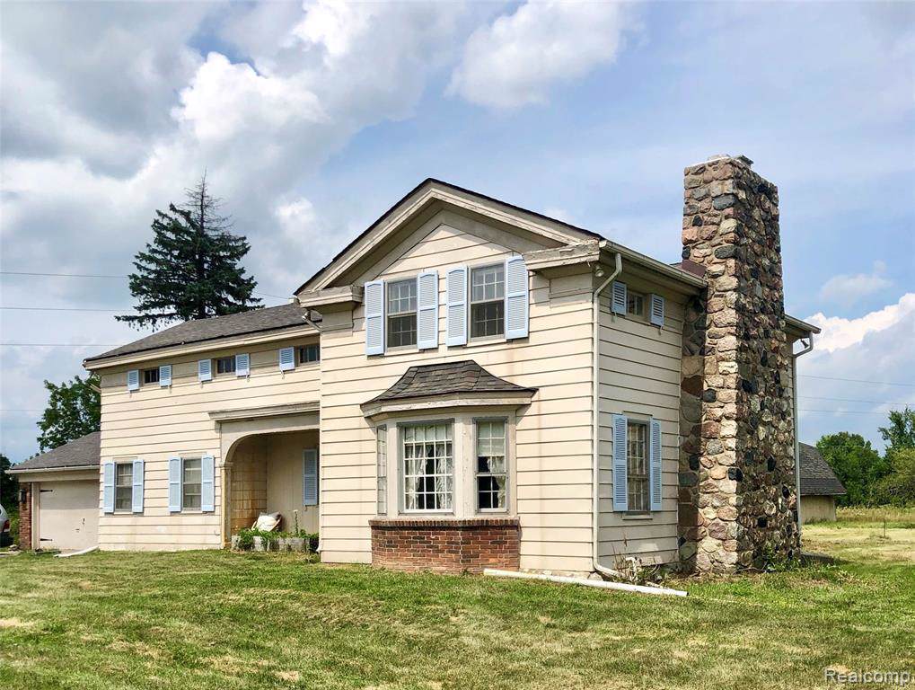 7049 Holly Road - Photo 1