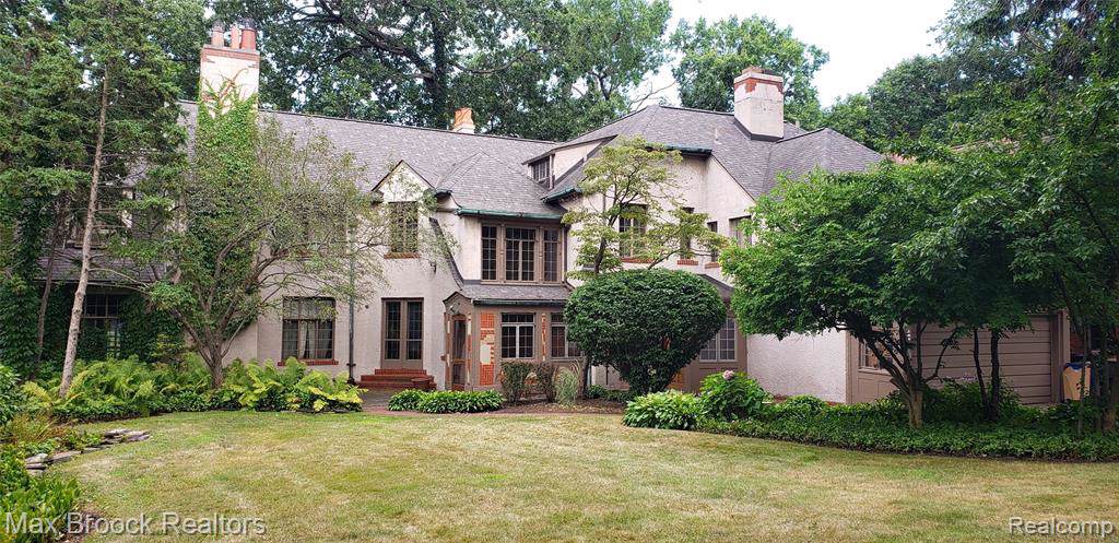 18900 Fairway Drive - Photo 1
