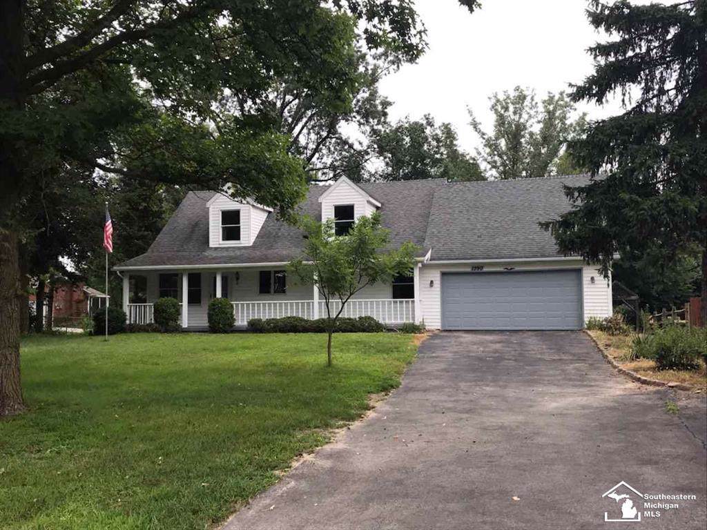 1390 Sterns - Photo 1