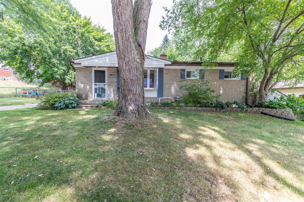 1266 Buckingham - Photo 1
