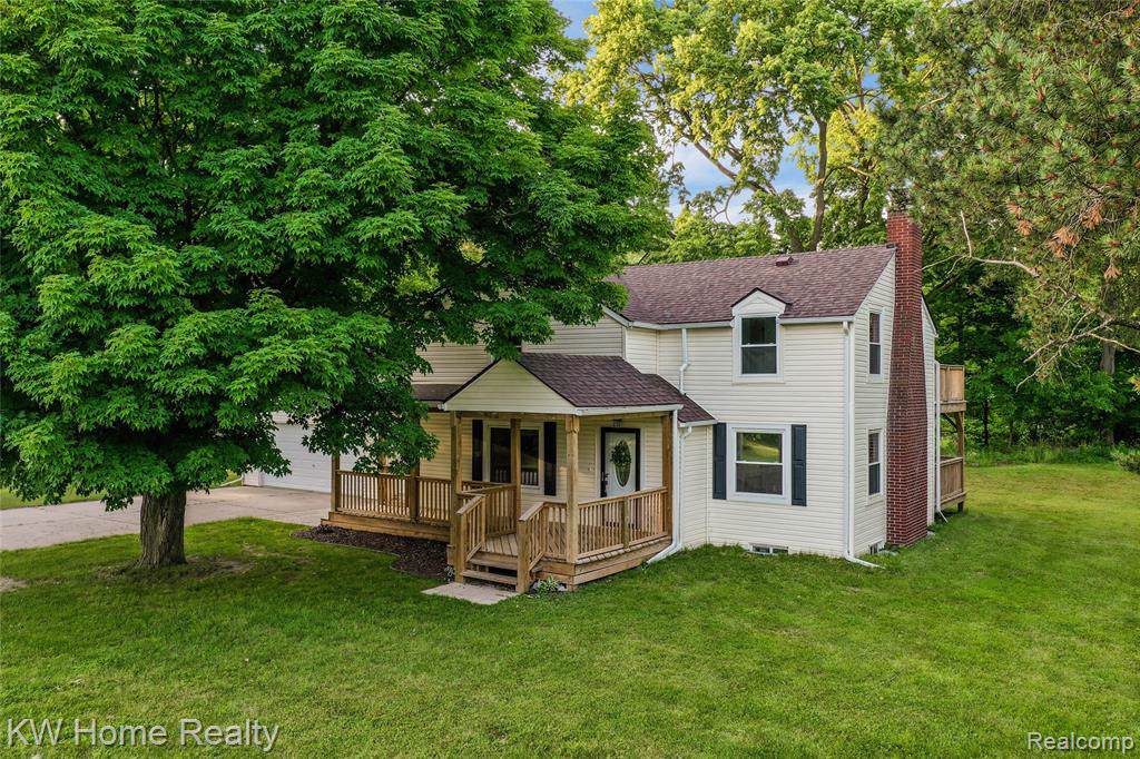 39420 Utica Road - Photo 1
