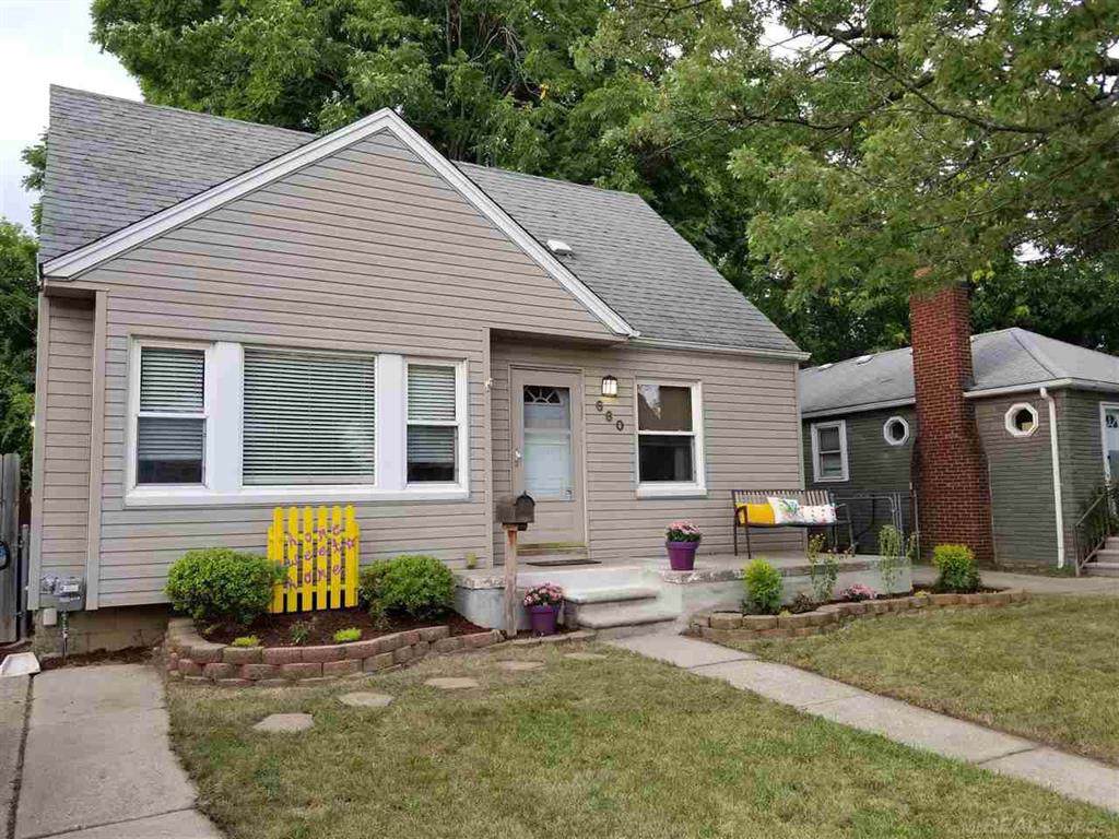 660 Harwood Ave. - Photo 1