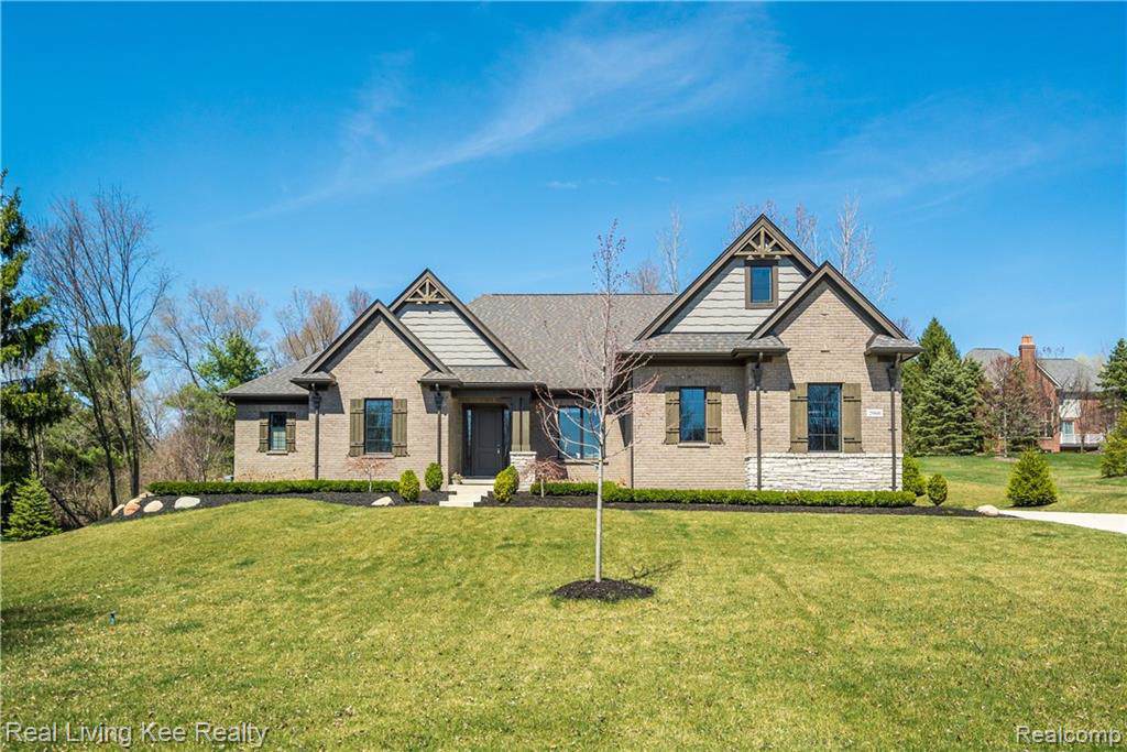 2960 Plum Creek Drive - Photo 1
