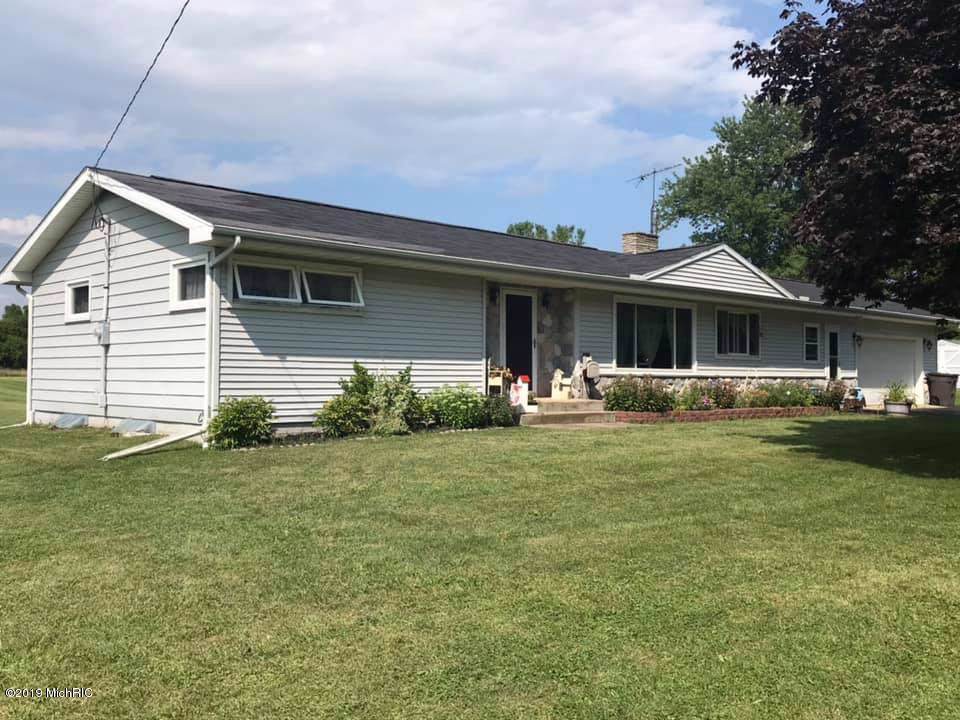 1320 Reading Rd - Photo 1